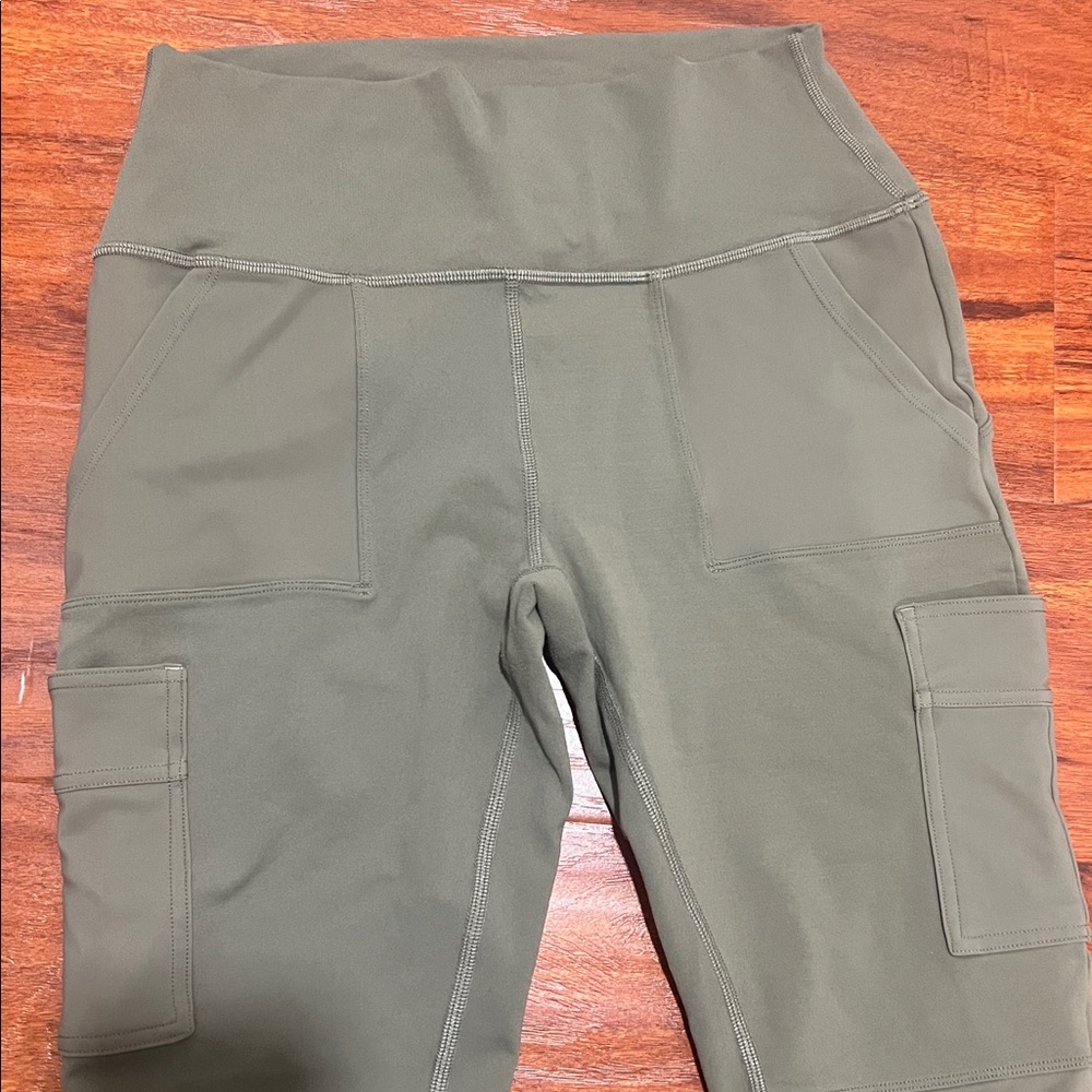 Alo Yoga High Waist Cargo Leggings Olive Green L - Picture 5 of 8